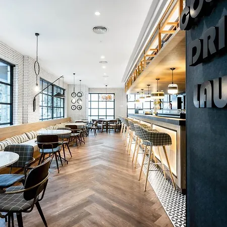 Hotel Oroel & 4*
