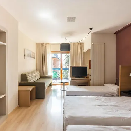 Oroel & Hotel