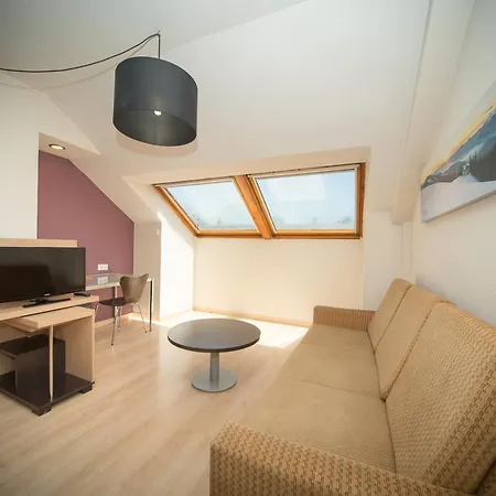 Oroel Hotel&spa Hotel 4*