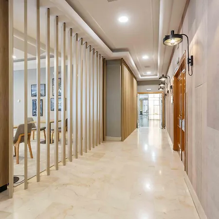 Oroel & Отель 4*