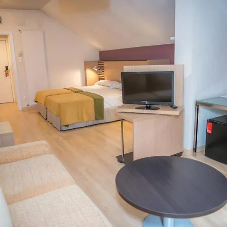 Oroel & Hotel