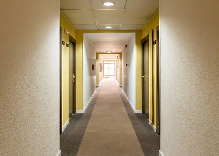 Oroel Hotel&spa Hotel 4*